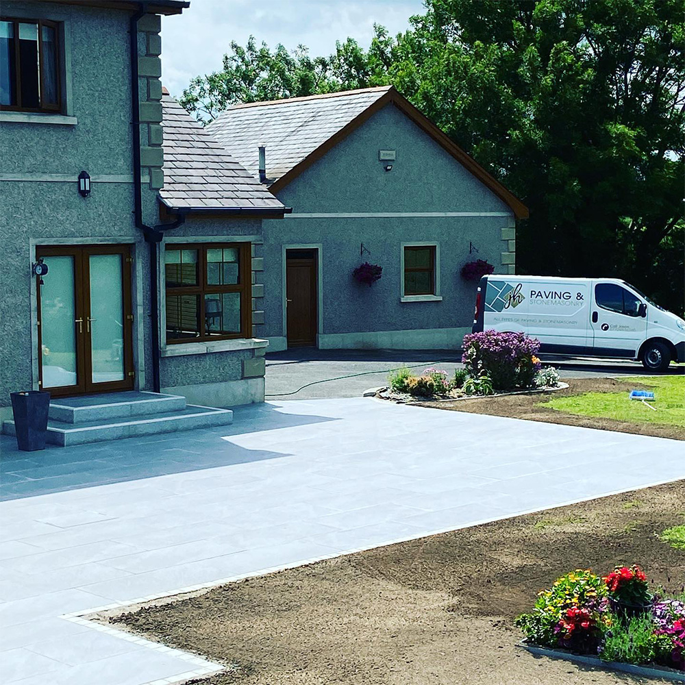 Stylish resin driveway Banbridge